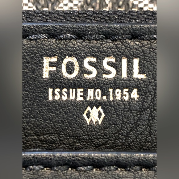 Fossil Crossbody/Shoulder Purse - Picture 3 of 10